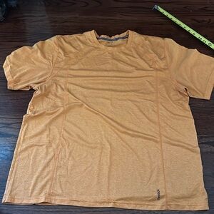 Men’s XXL Reebok athletic tshirt orange